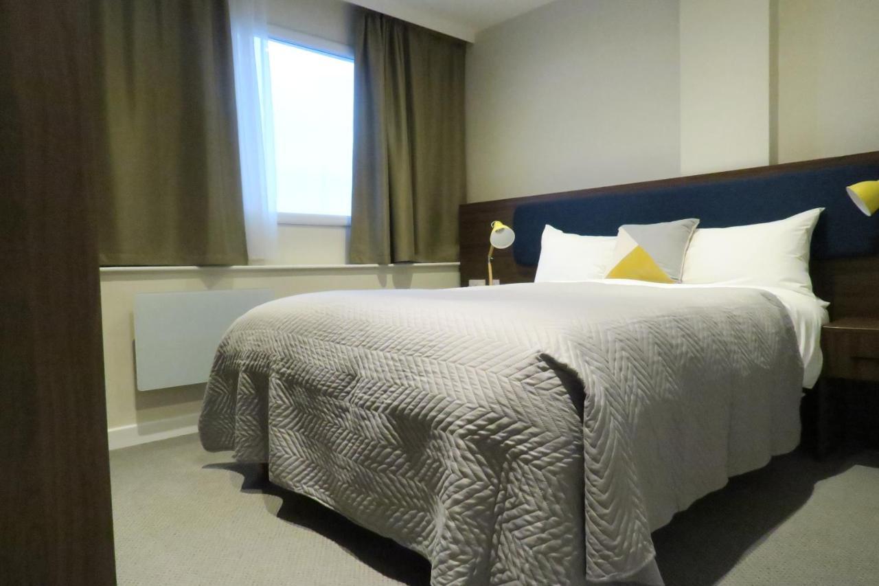 Quay Apartments Clarence House Newport  Ngoại thất bức ảnh