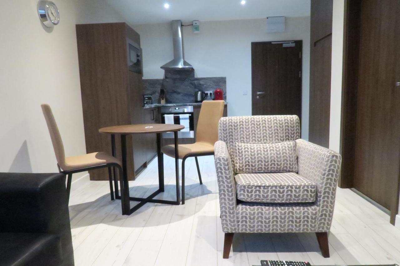 Quay Apartments Clarence House Newport  Ngoại thất bức ảnh