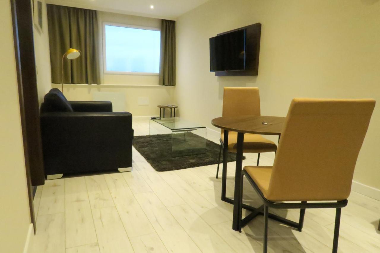 Quay Apartments Clarence House Newport  Ngoại thất bức ảnh