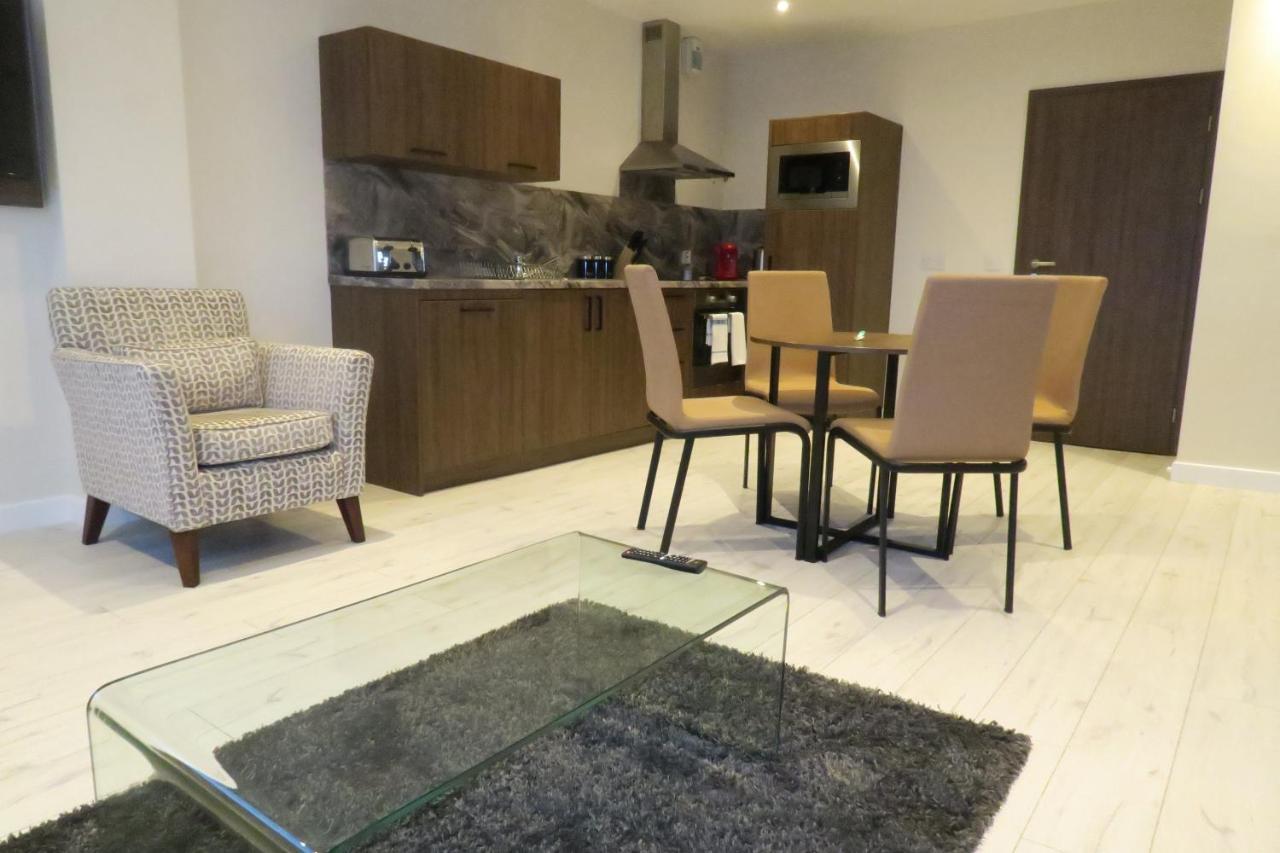 Quay Apartments Clarence House Newport  Ngoại thất bức ảnh