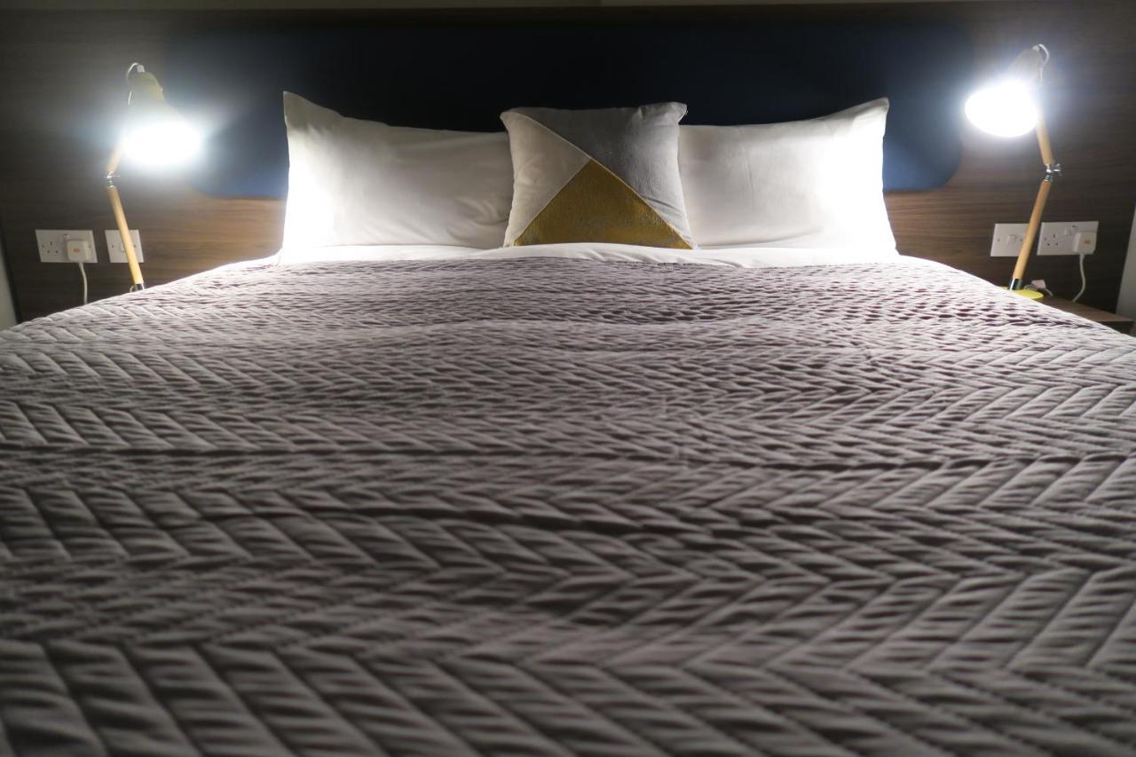 Quay Apartments Clarence House Newport  Ngoại thất bức ảnh